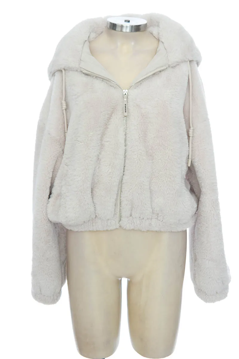 CHAQUETA / ABRIGO COLOR BLANCO  BERSHKA