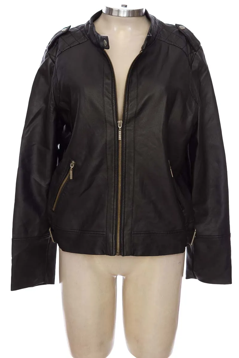 CHAQUETA / ABRIGO COLOR NEGRO  ELLE