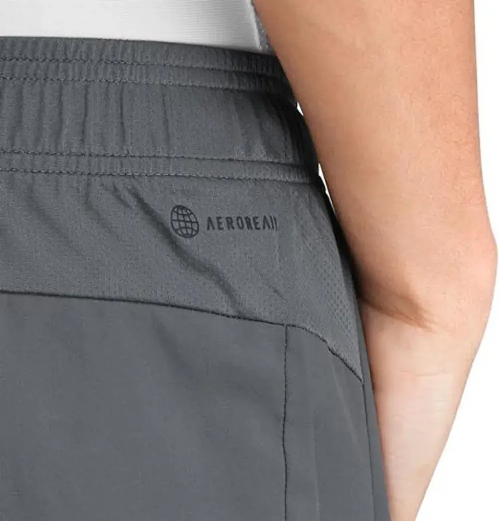 Short deportivo